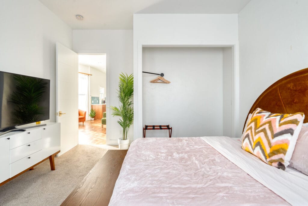Pro Property Photos by Bend Real Estate Photographer Wasim 1 — Pro Property Photos by Wasim