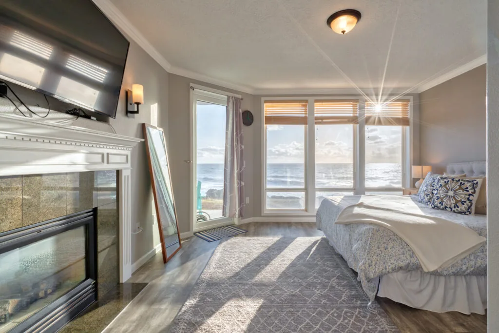 1113 Hwy 101 15 Depoe Bay Oregon Coast — Pro Property Photos by Wasim