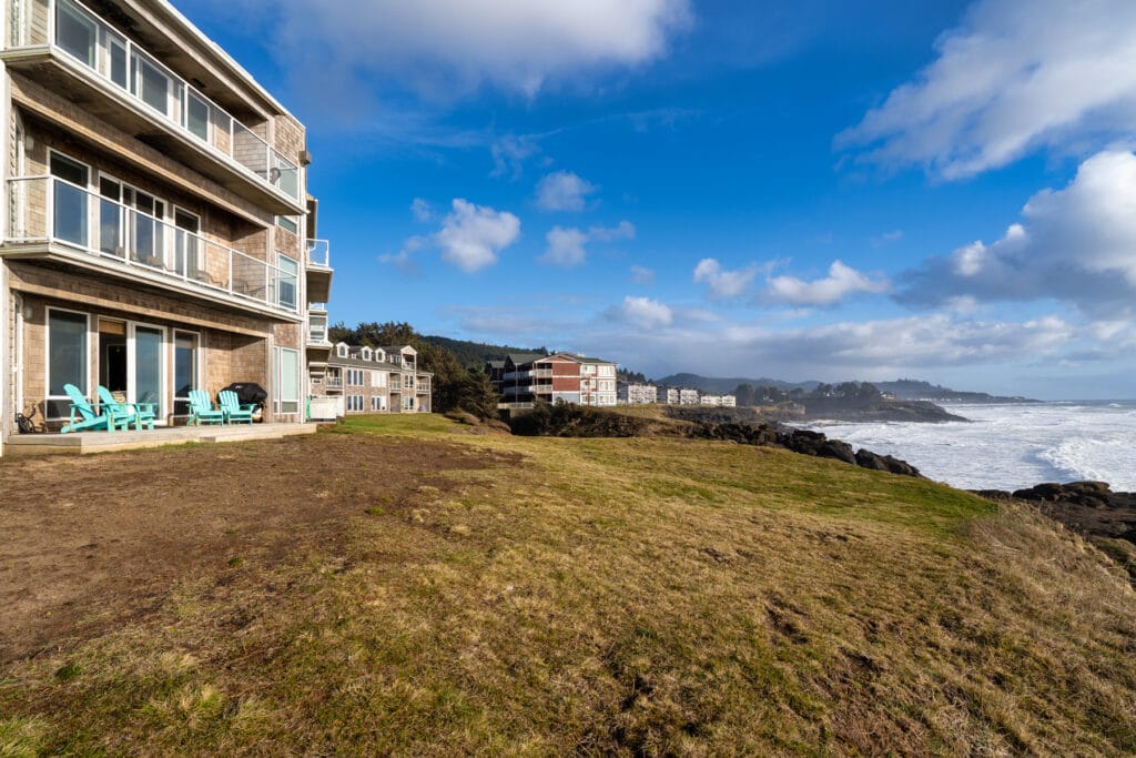 1113 Hwy 101 15 Depoe Bay Oregon Coast — Pro Property Photos by Wasim
