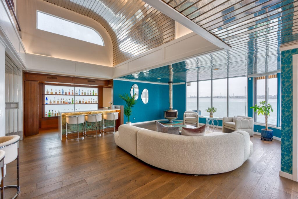 Modern living room, Aqua Star residence, Portland