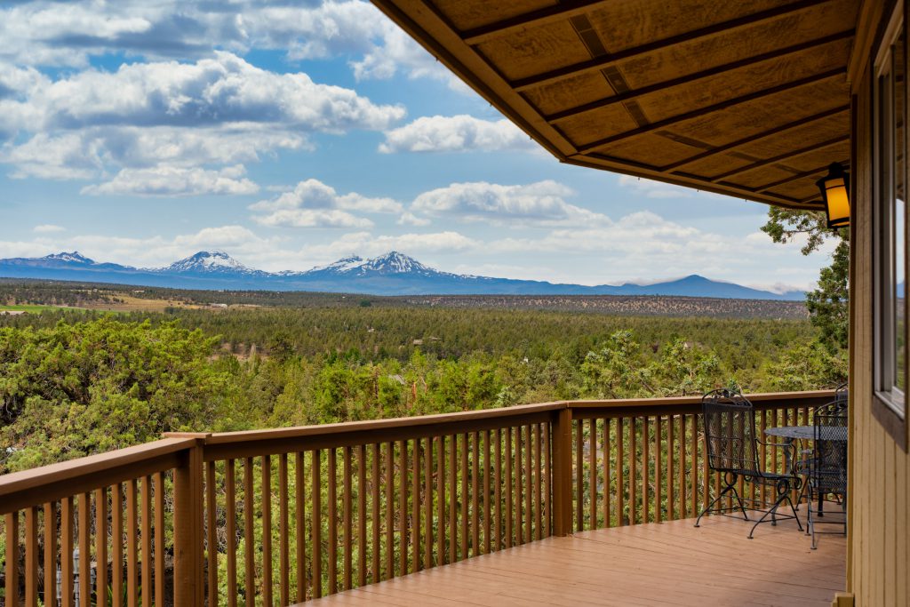 Central Oregon real estate photography — Bend, Redmond & Sisters — by Wasim