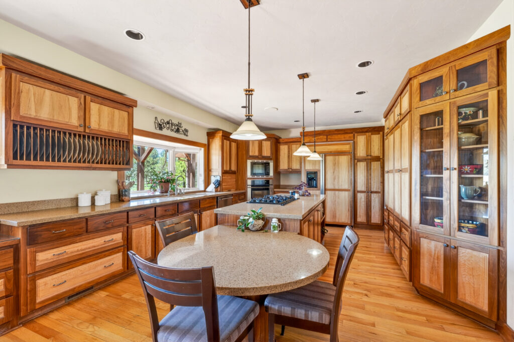 Bend real estate photographer Wasim Muklashy — Central Oregon listing photography